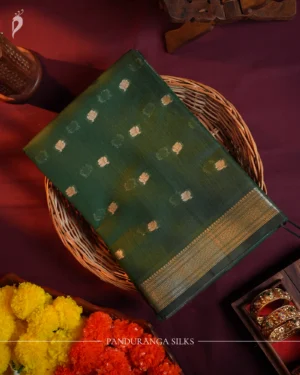Olive Green Soft Cotton Saree with Elegant Zari Border for Women Olive Green Soft Cotton Saree with Elegant Zari Border for Women