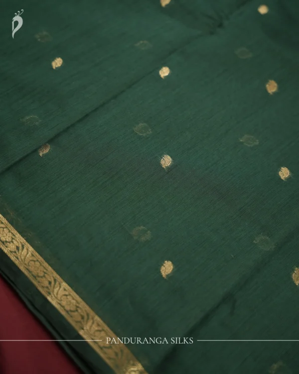 Bottle Green Soft Cotton Saree with Rich Zari Border for Women Bottle Green Soft Cotton Saree with Rich Zari Border for Women